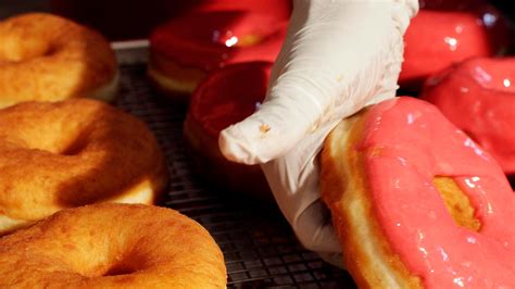 dunkin donuts krispy kreme doughnuts